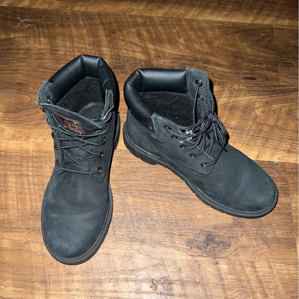 TIMBERLANDS!!